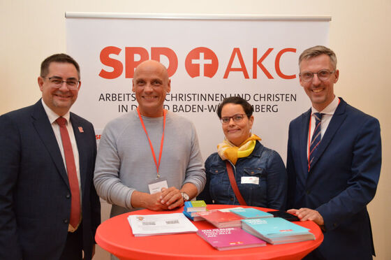 Mit einem eigenen Stand beim SPD-Landesaprteitag 2023 in Heilbronn (Foto: Christian Soeder)